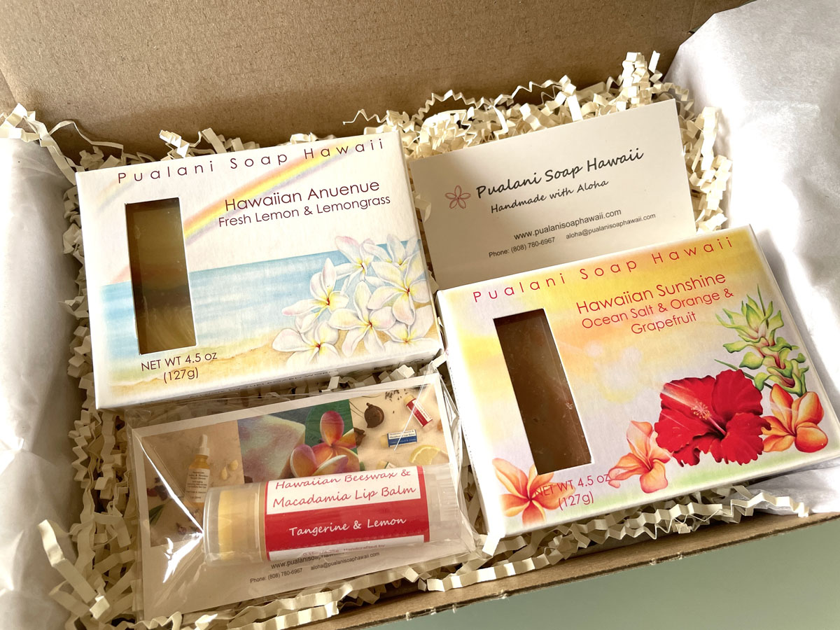 Hawaiian Soap Gift Box with Hawaiian Beeswax Lip Balm Hawaiian Soap Gift Box with Hawaiian Beeswax Lip Balm