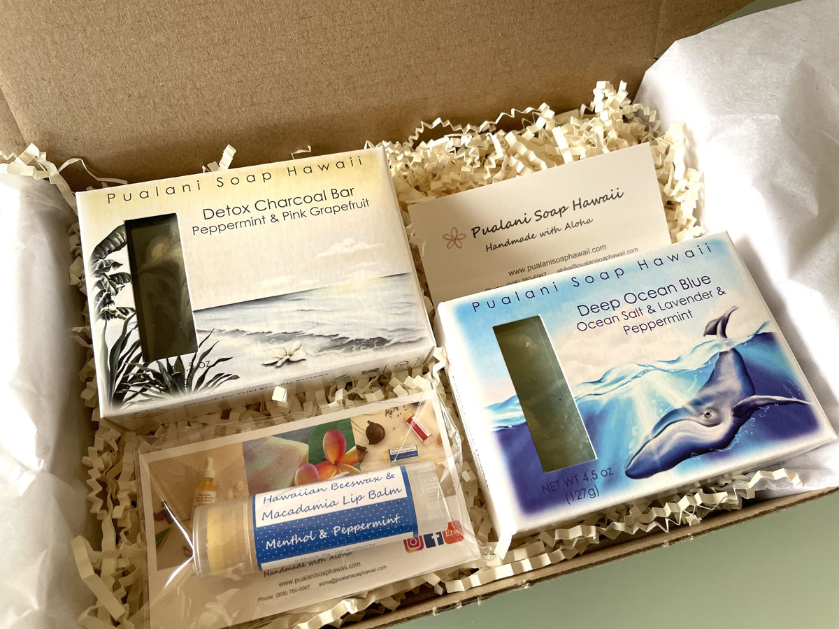 Hawaiian Soap Gift Box with Hawaiian Beeswax Lip Balm Hawaiian Soap Gift Box with Hawaiian Beeswax Lip Balm