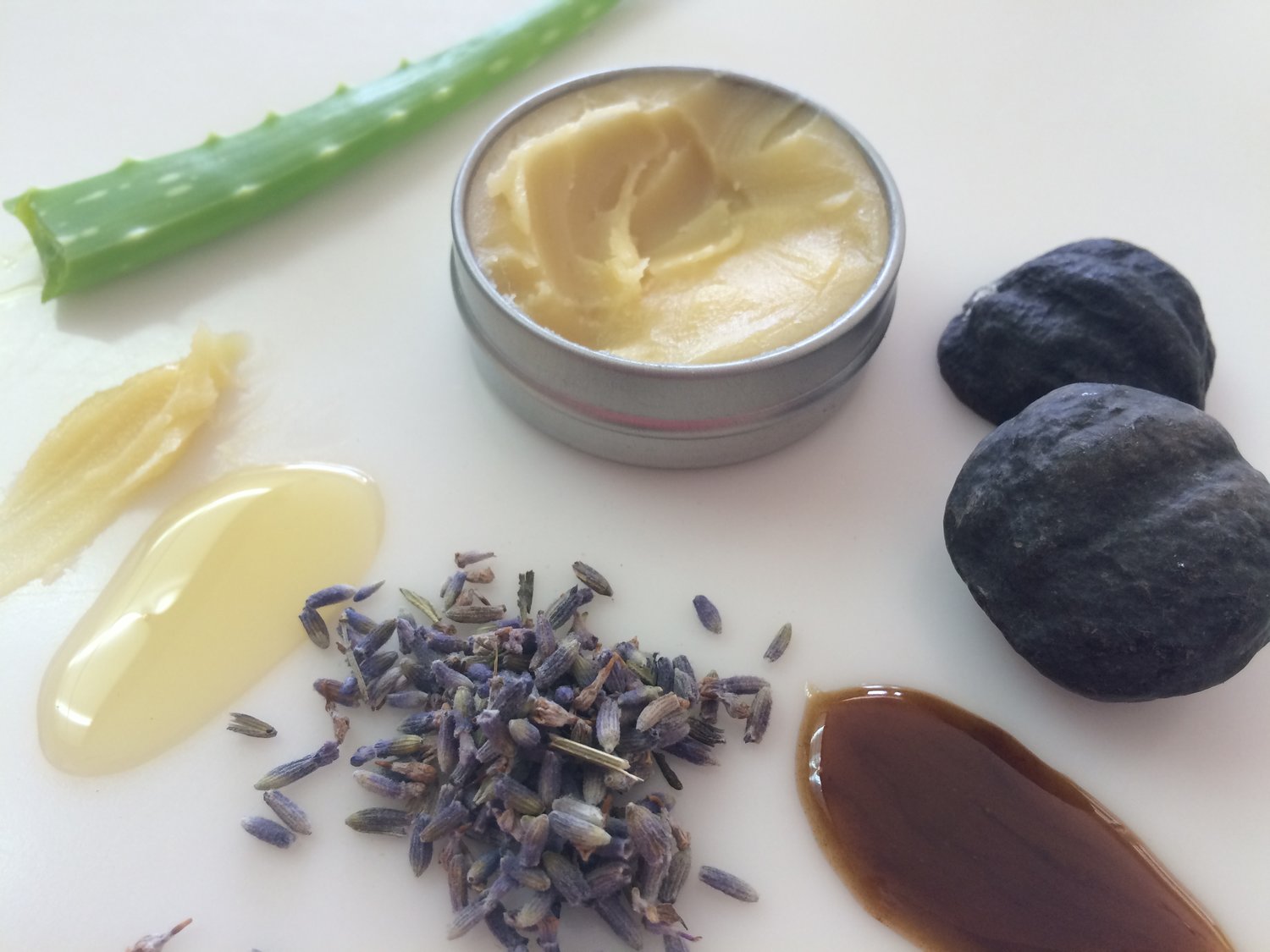 Hawaiian Beeswax All Purpose Healing Salve with Pure Lavender Propolis Loyal Jelly 1oz & 2oz Hawaiian Beeswax All Purpose Healing Salve with Pure Lavender Propolis Loyal Jelly 1oz & 2oz